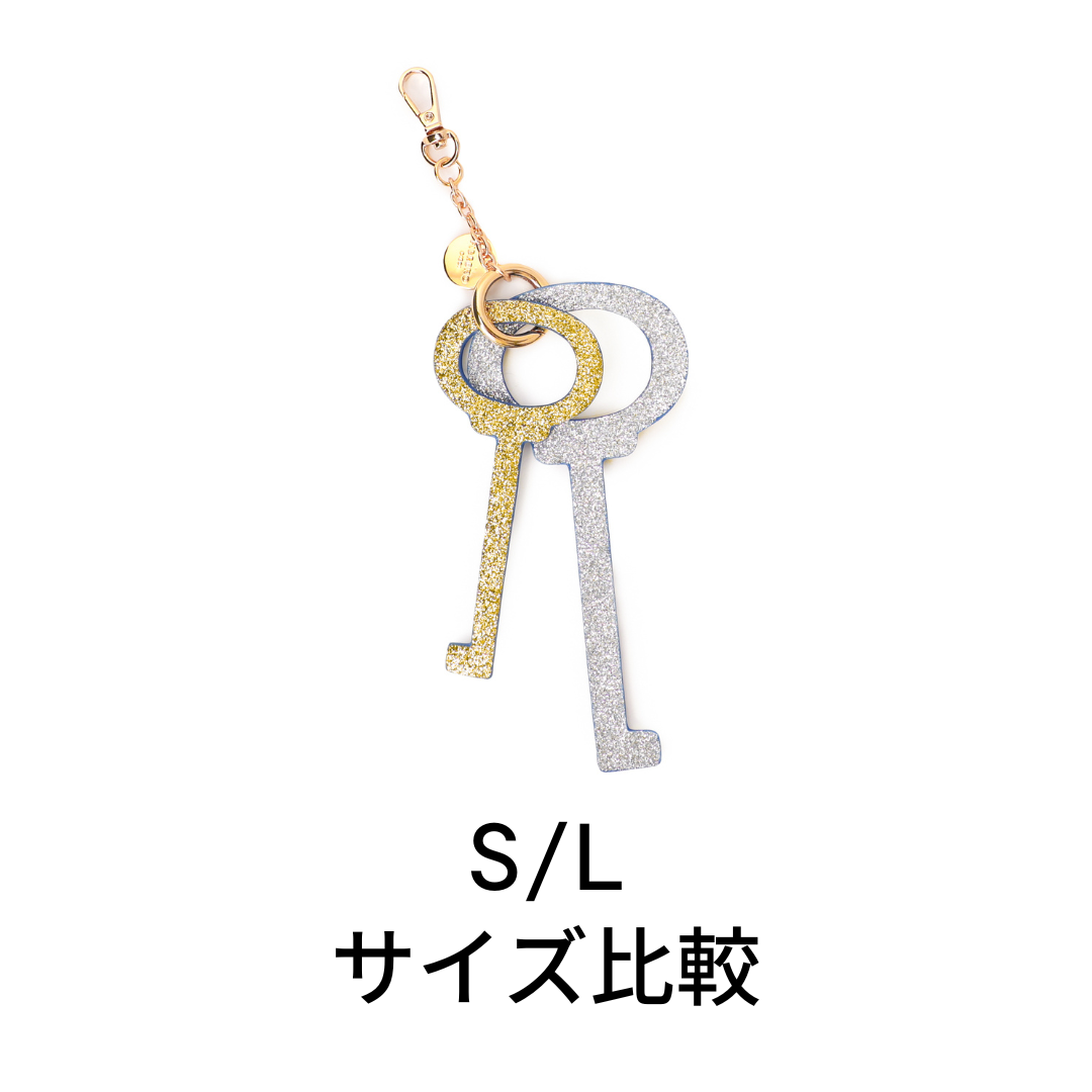 GOLDEN KEYRING