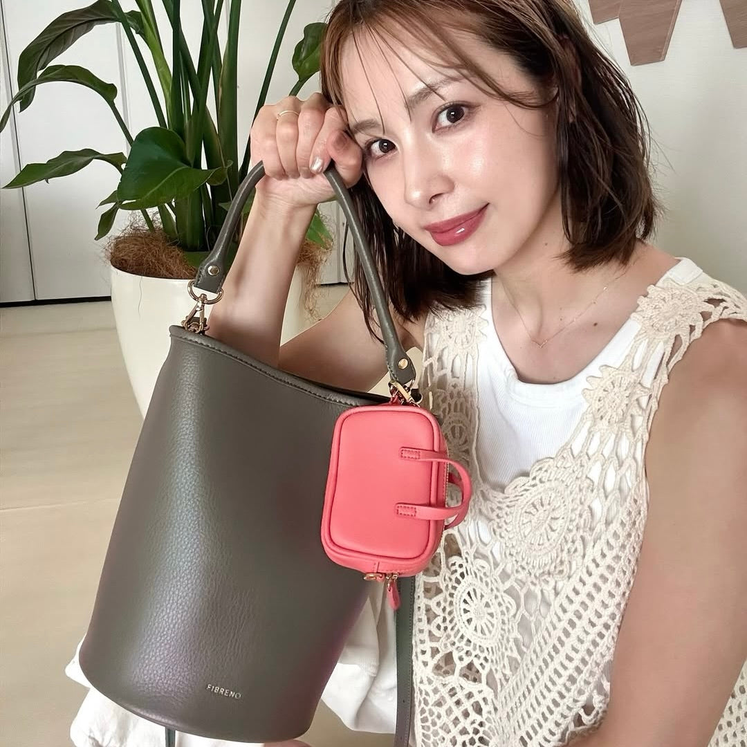 BUCKET BAG